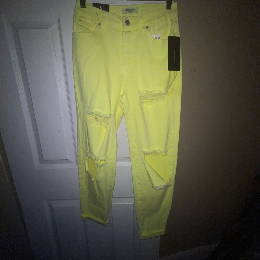 Brand : American Bazi Size : S Color : Yellow